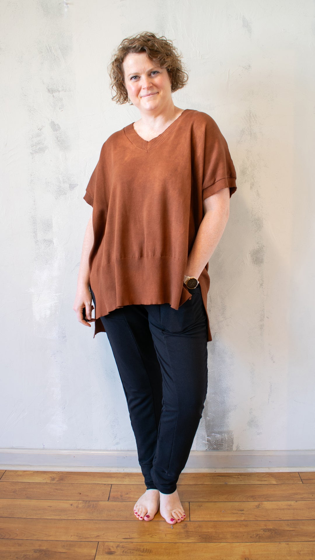 Bobbi Sleeveless Pullover in Rust