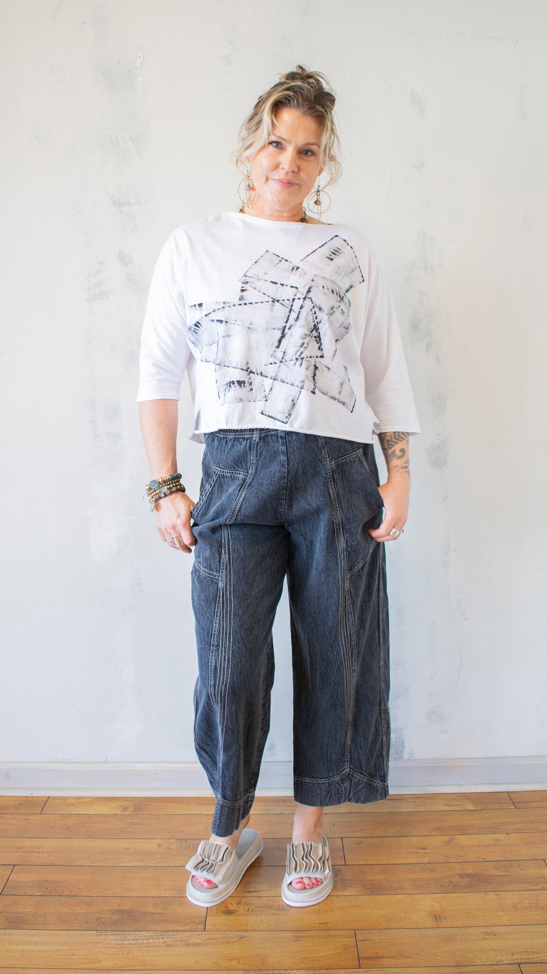 Luna Tee Graphic (Multiple Colors)