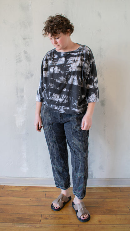 Luna Tee in Graffiti