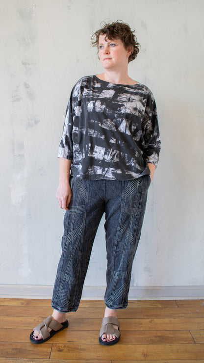 Luna Tee in Graffiti