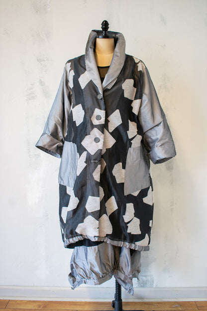 Luukaa Black and Silver Duster Light Layer