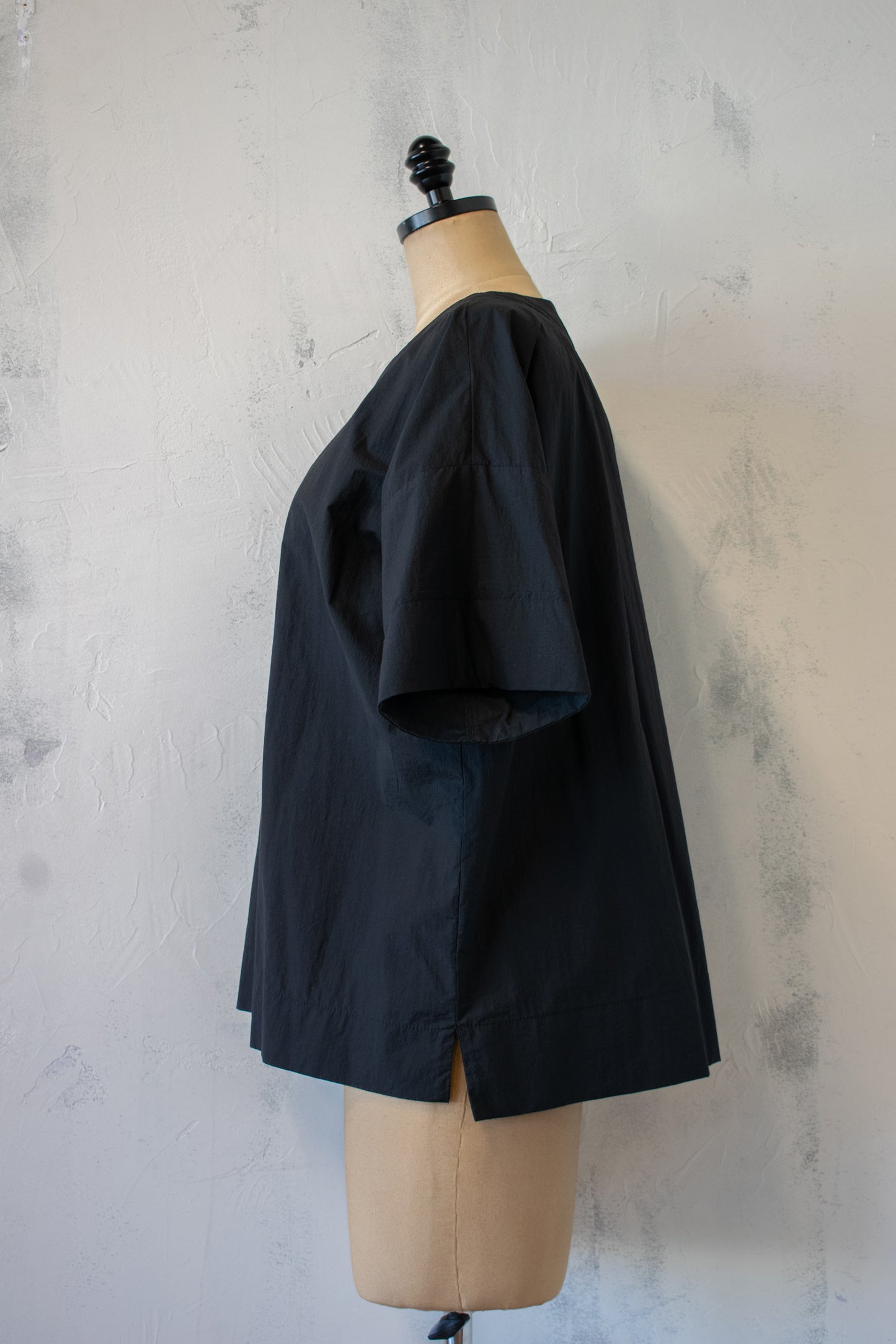 NRK; Yuka Top in Black