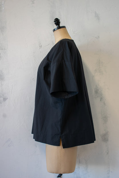 NRK; Yuka Top in Black