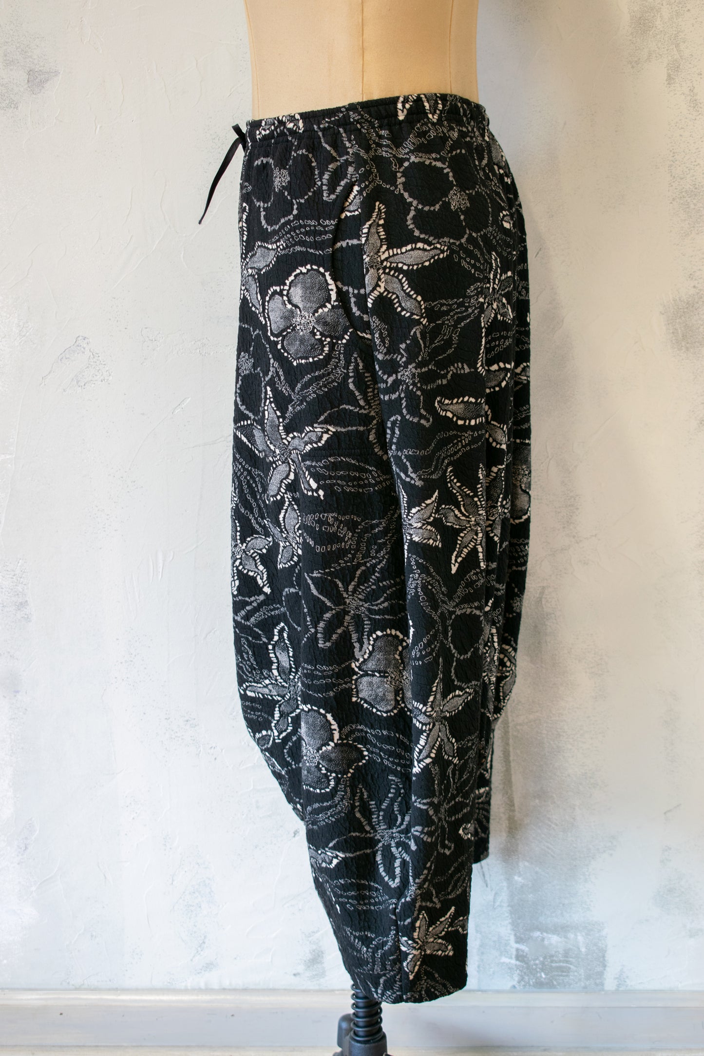 Cheyenne; Jacquard Skirt Pant