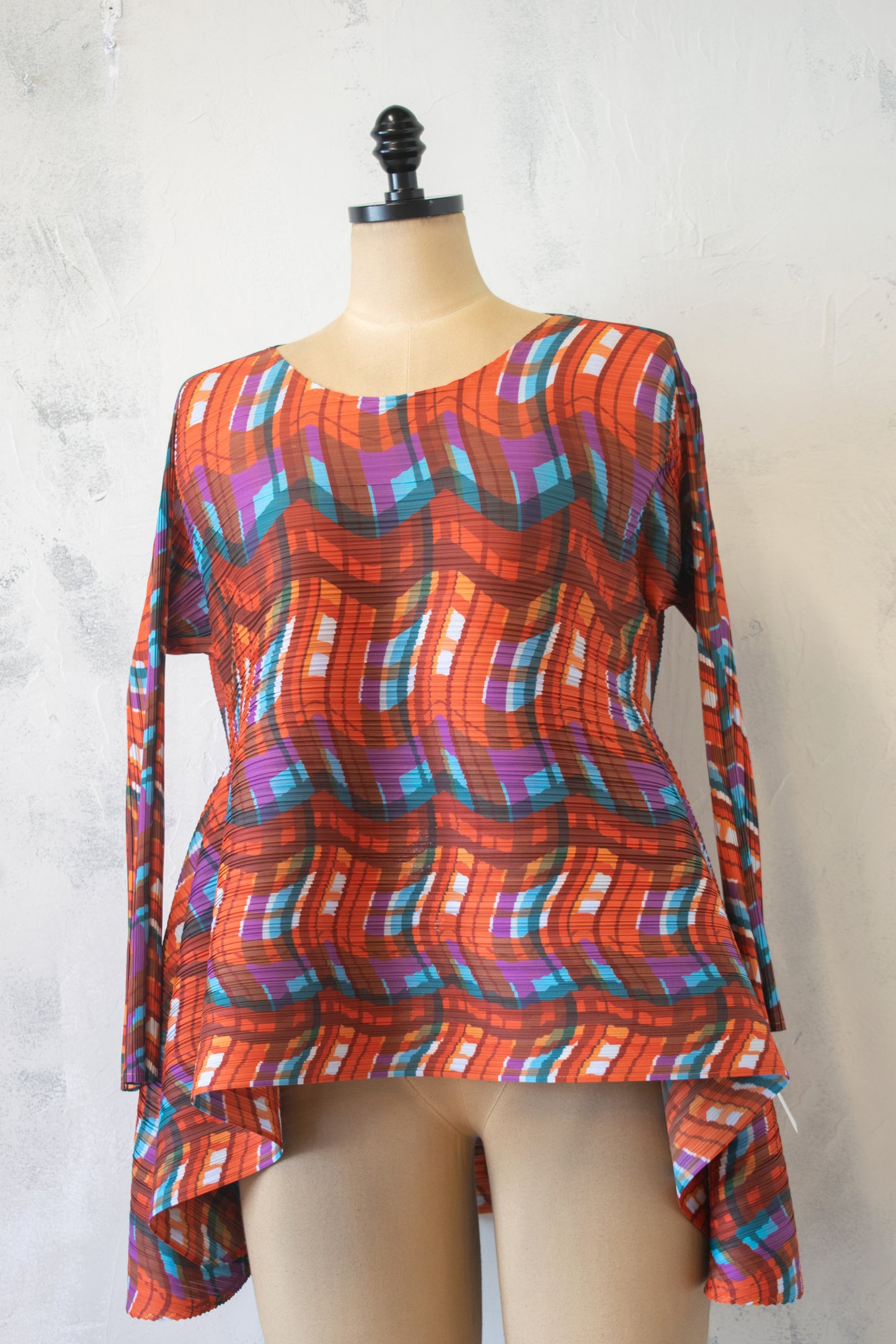 Vanite Couture; Graphic Permanent Pleat Top