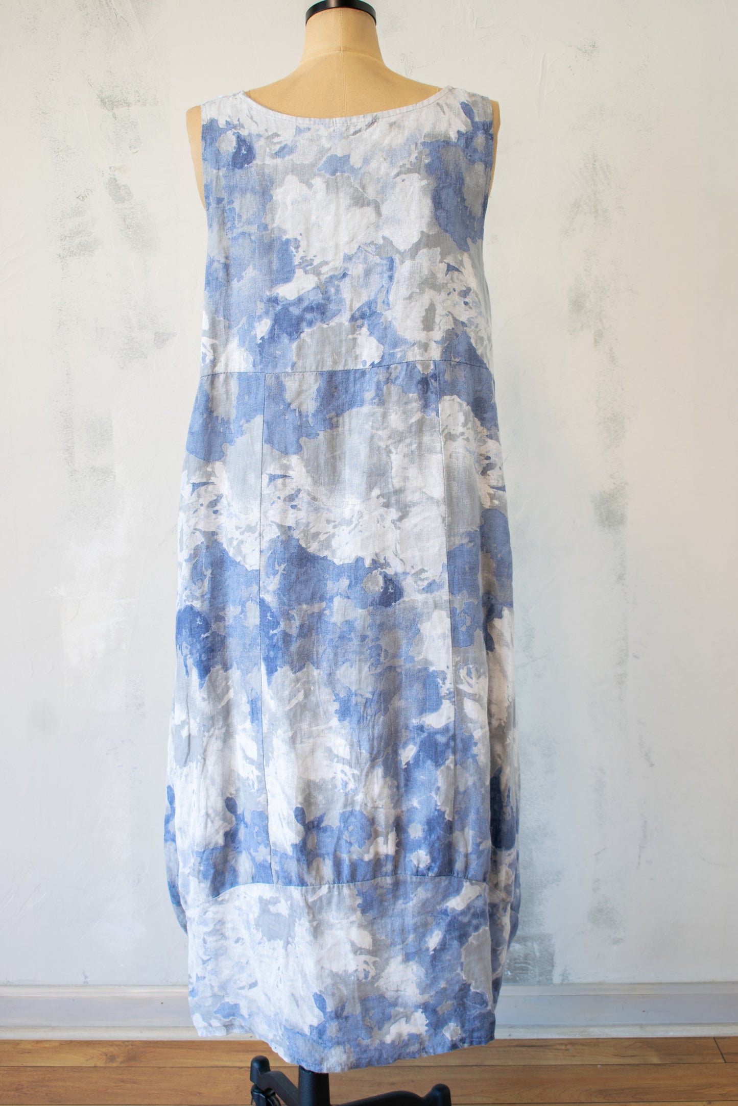 Lands Down Under Printed Linen Maxi Dress
