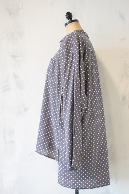 Jaded Gypsy; NWT; Button Down Hi-Lo in Polka Dots