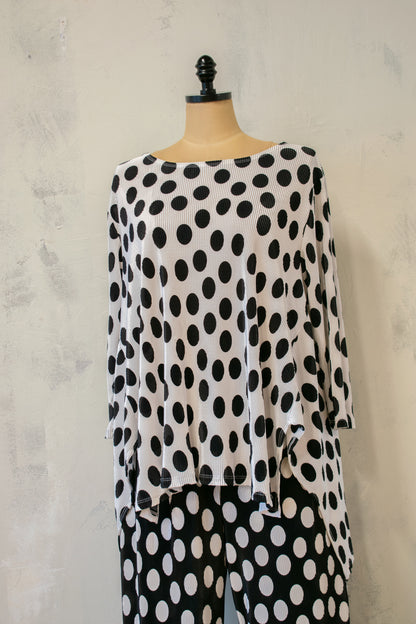Kozan; Pleated Dot Tunic