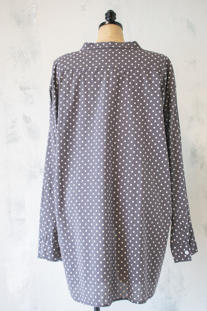 Jaded Gypsy; NWT; Button Down Hi-Lo in Polka Dots