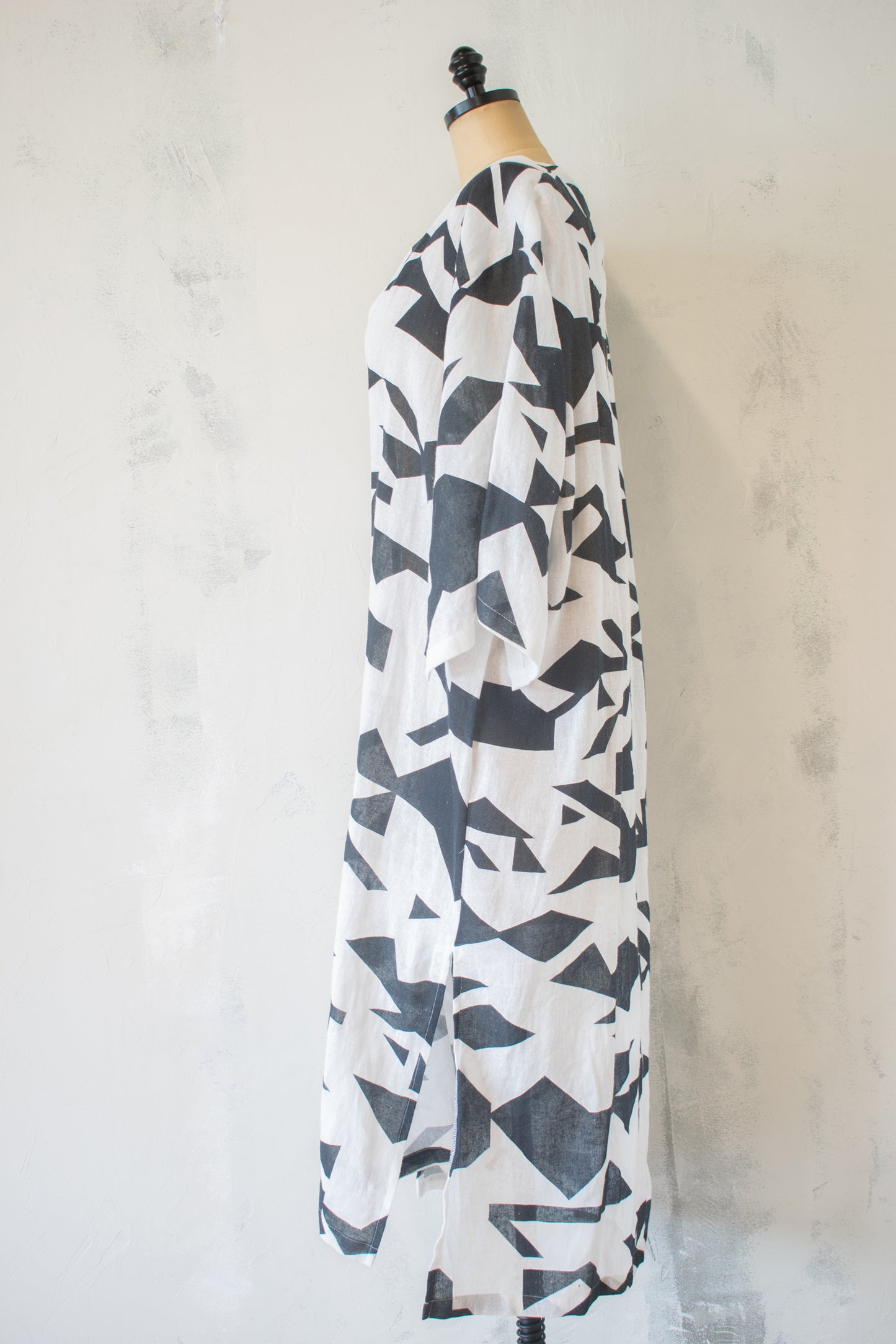 Lotus Eater; Linen Kaftan w Back Cut Out