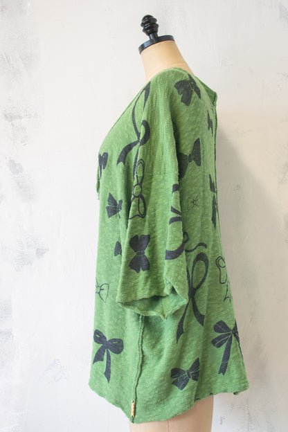 Paper Temples; Bow Cardi