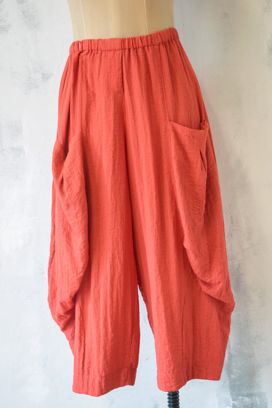 Eleven Stitch; Travel Fabric Double Pocket Pants in Pimento