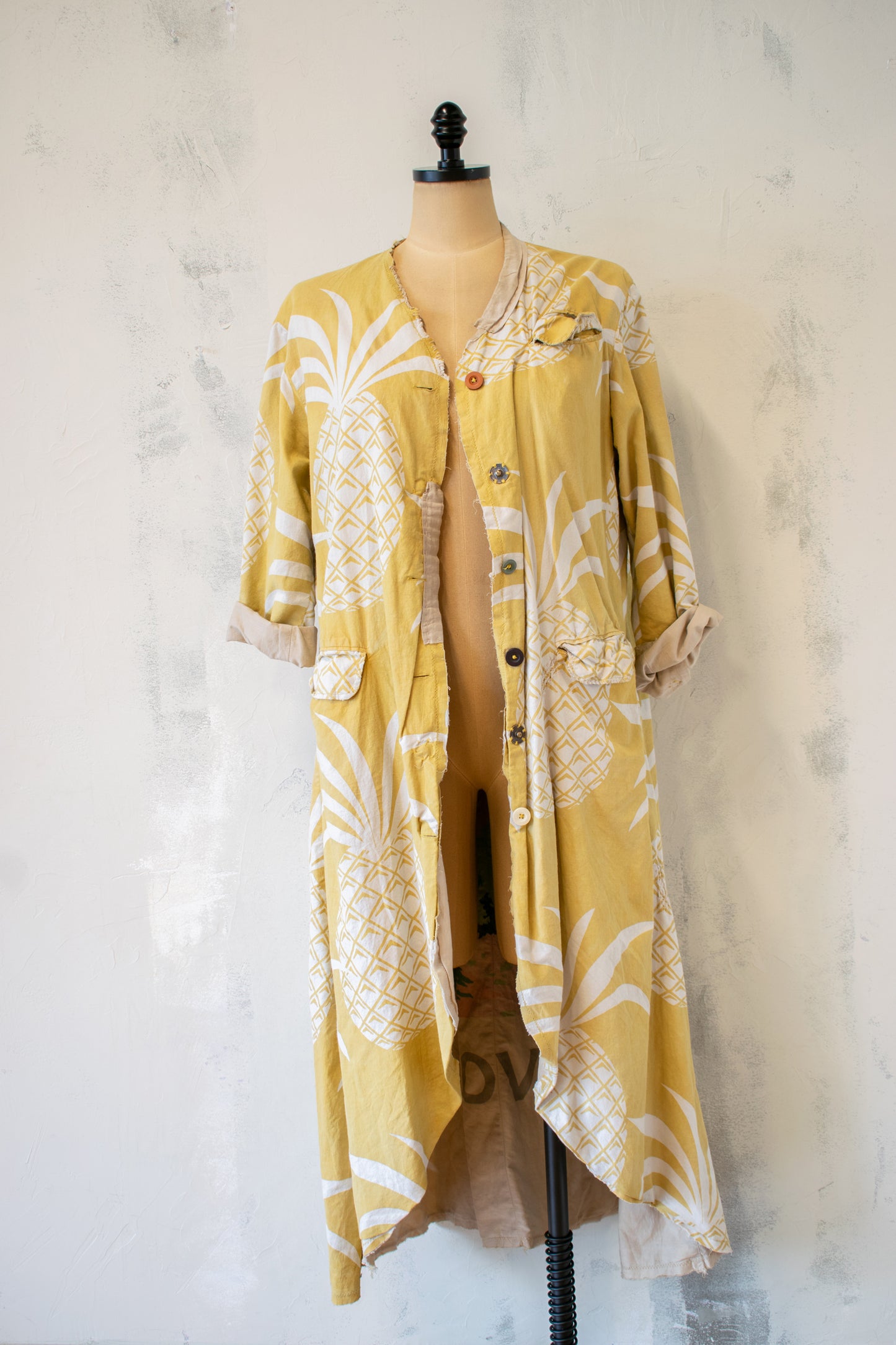 Magnolia Pearl; Pineapple Aloha Coat