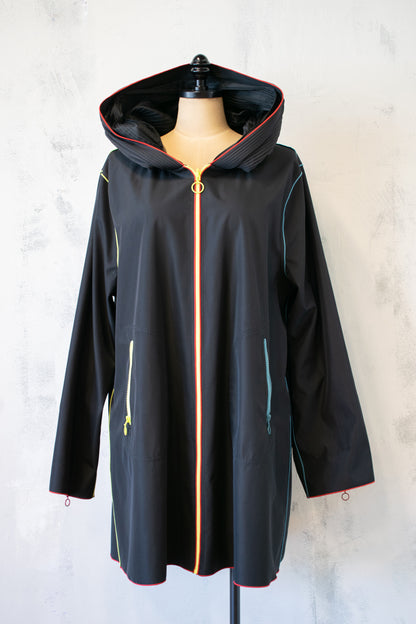 UBU; Accent Color Raincoat