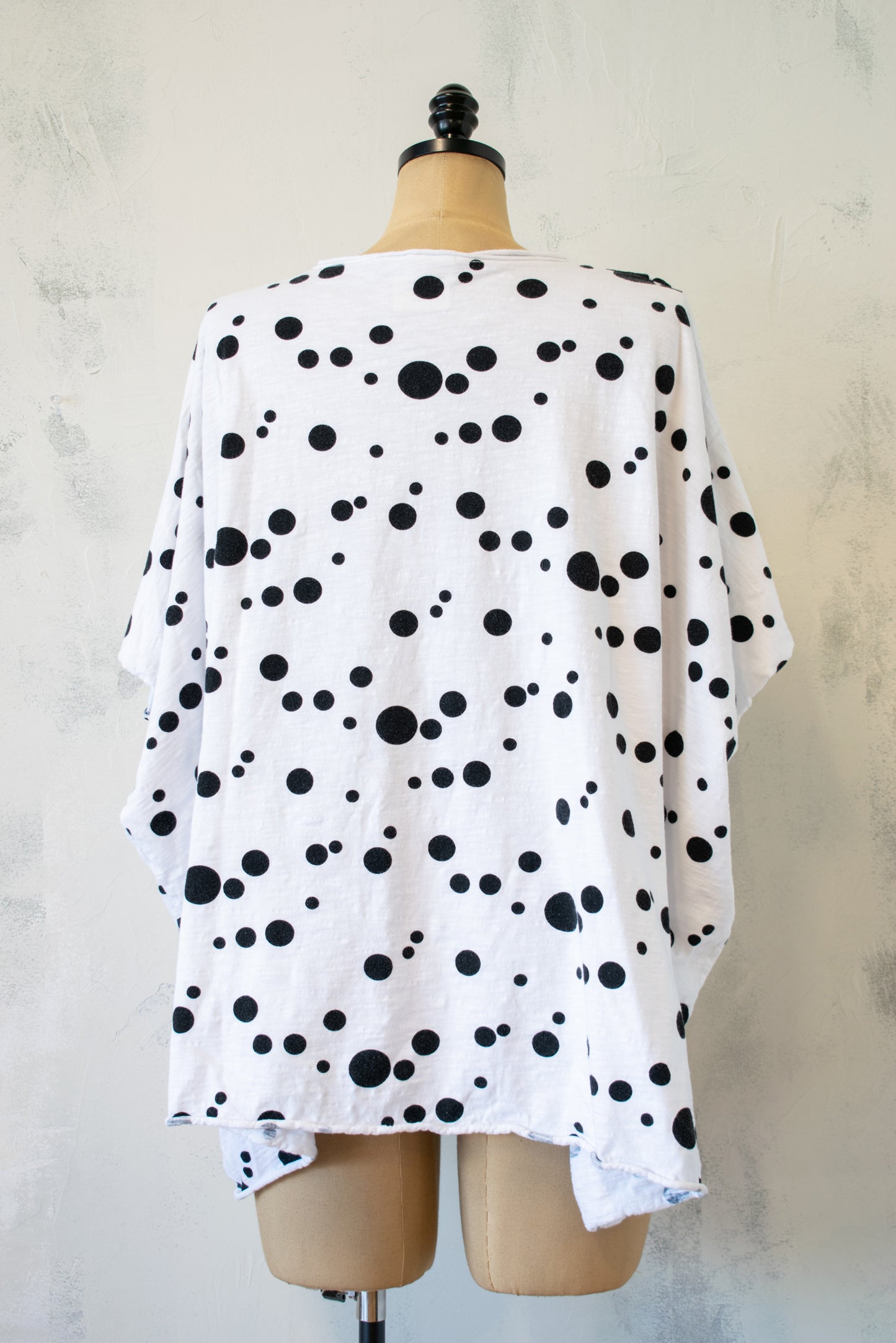 Prairie Cotton; Boxy Tee in Polka Dot
