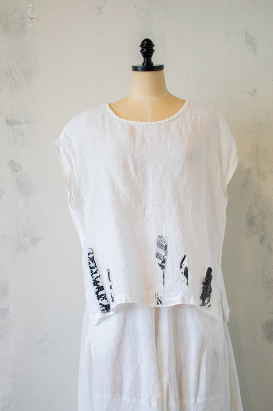 Mara Gibbucci; Black and White Linen Top