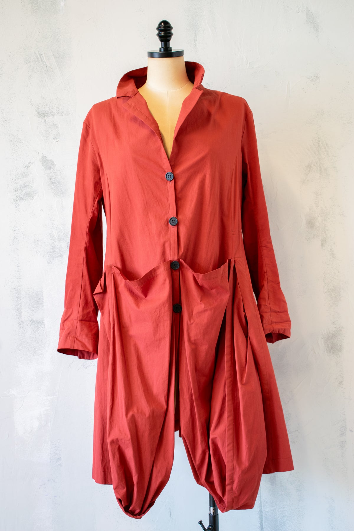 Moyuru; Red Jacket