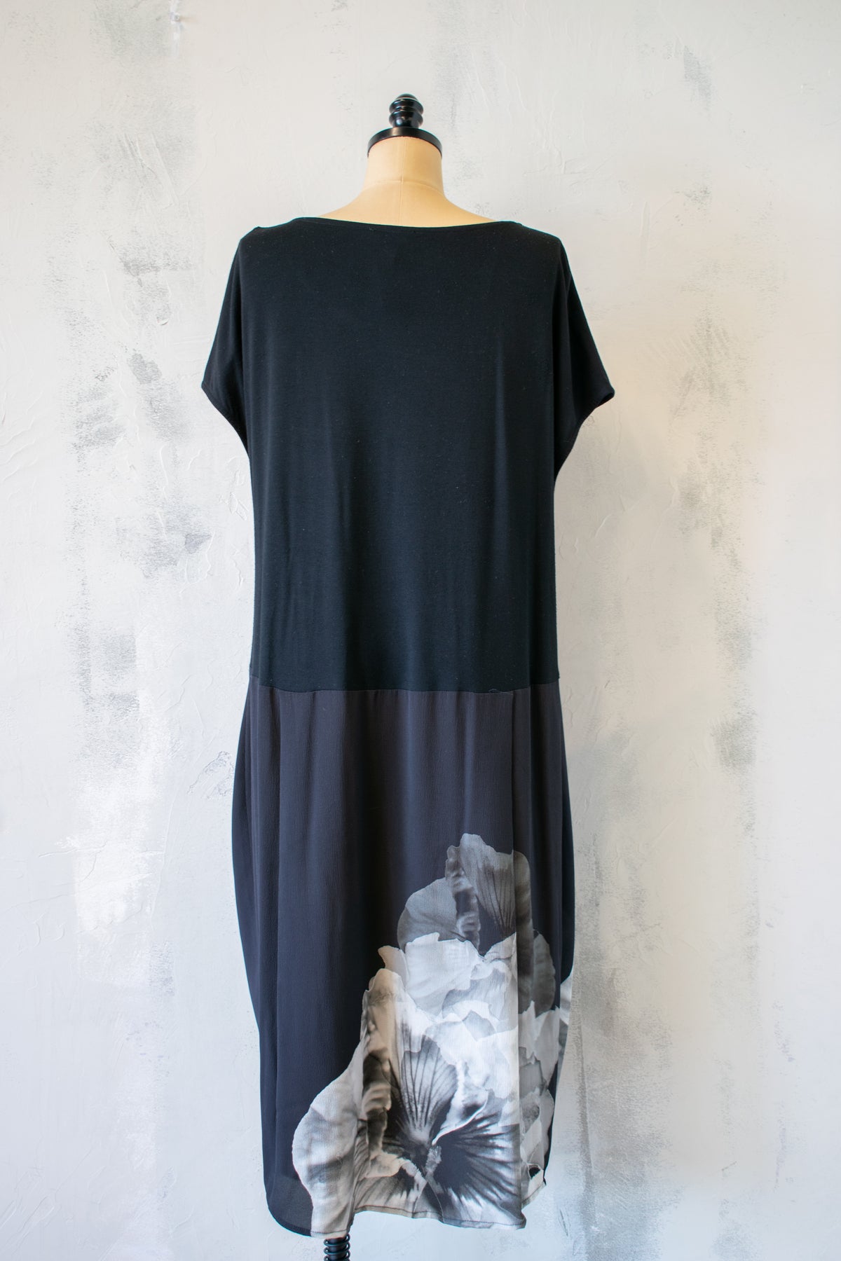 Alembika; Poppy Black Dress