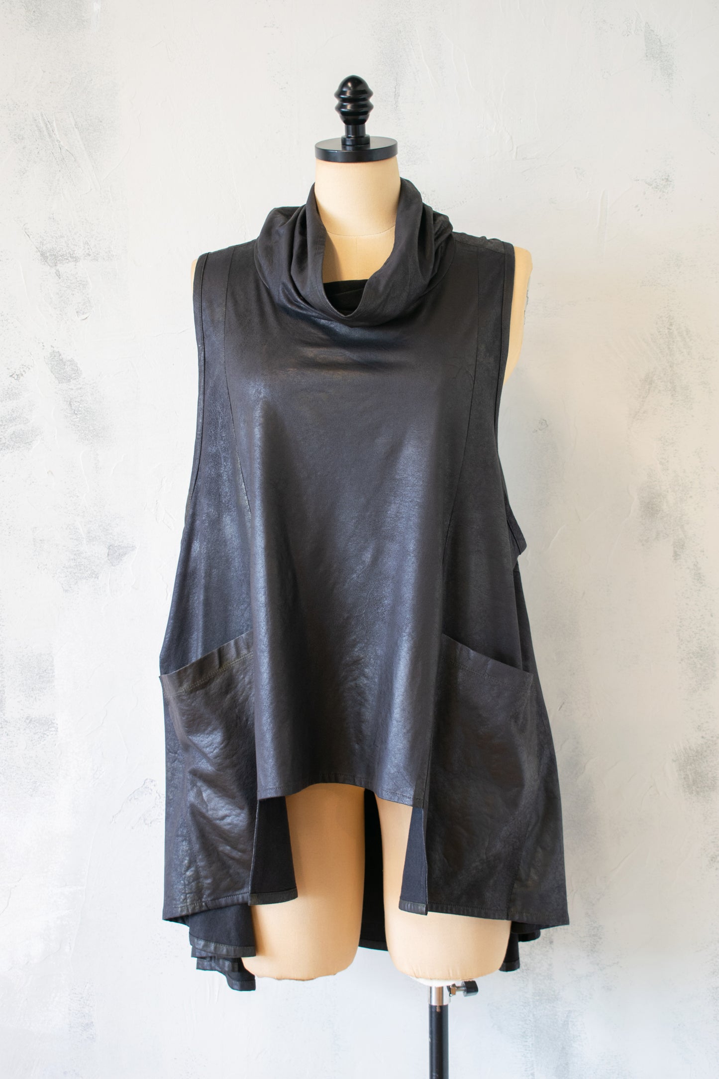 Alembika: Microfiber Suede Tunic Tank