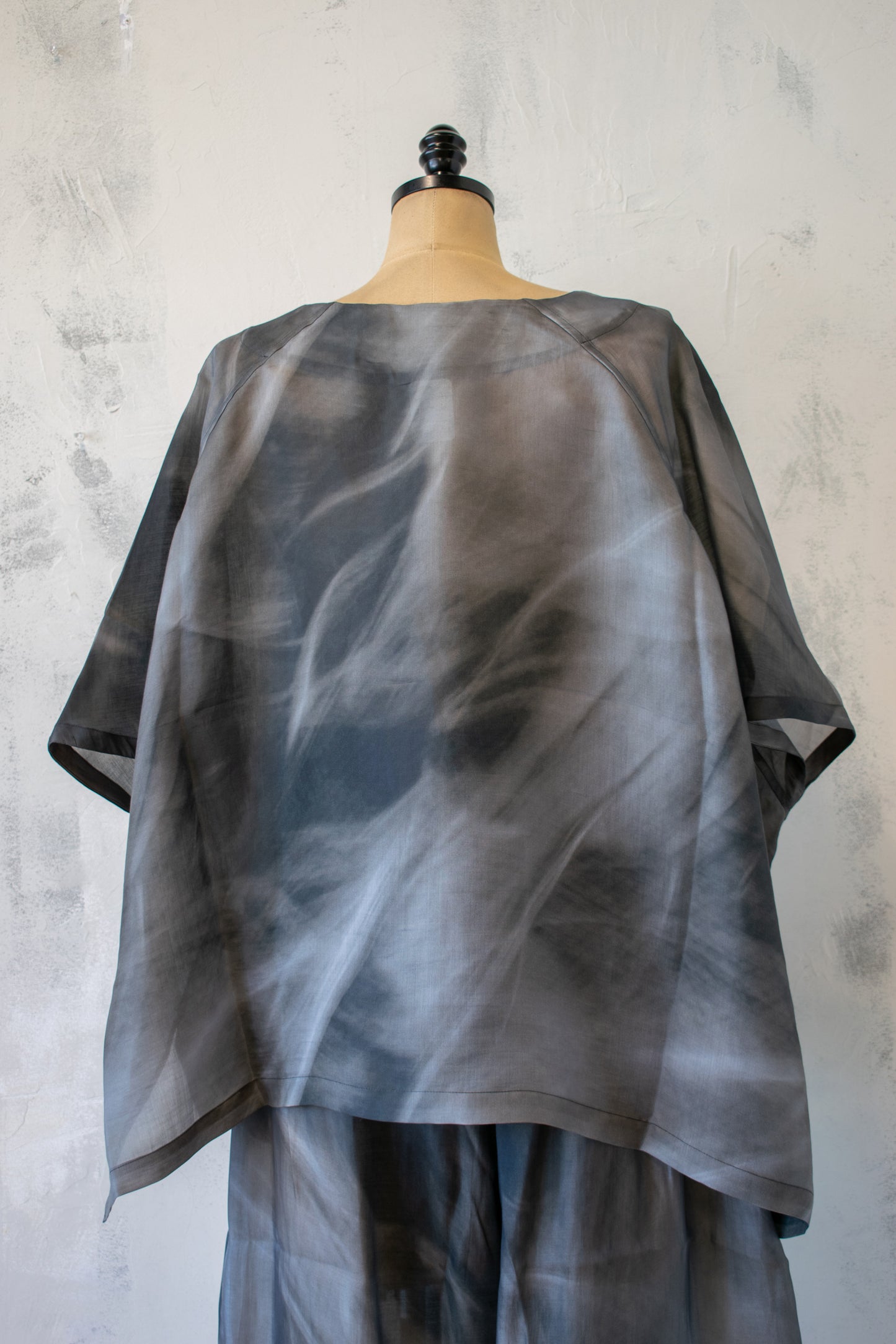 Moyuru Sheer Print Boxy Top
