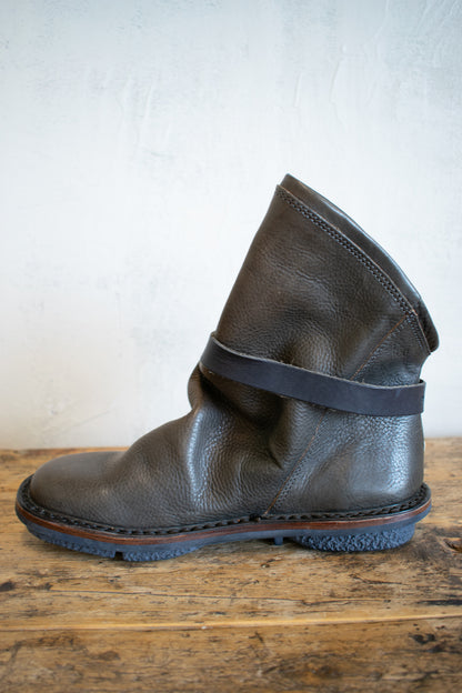 Trippen: Pull On Slouch Bootie