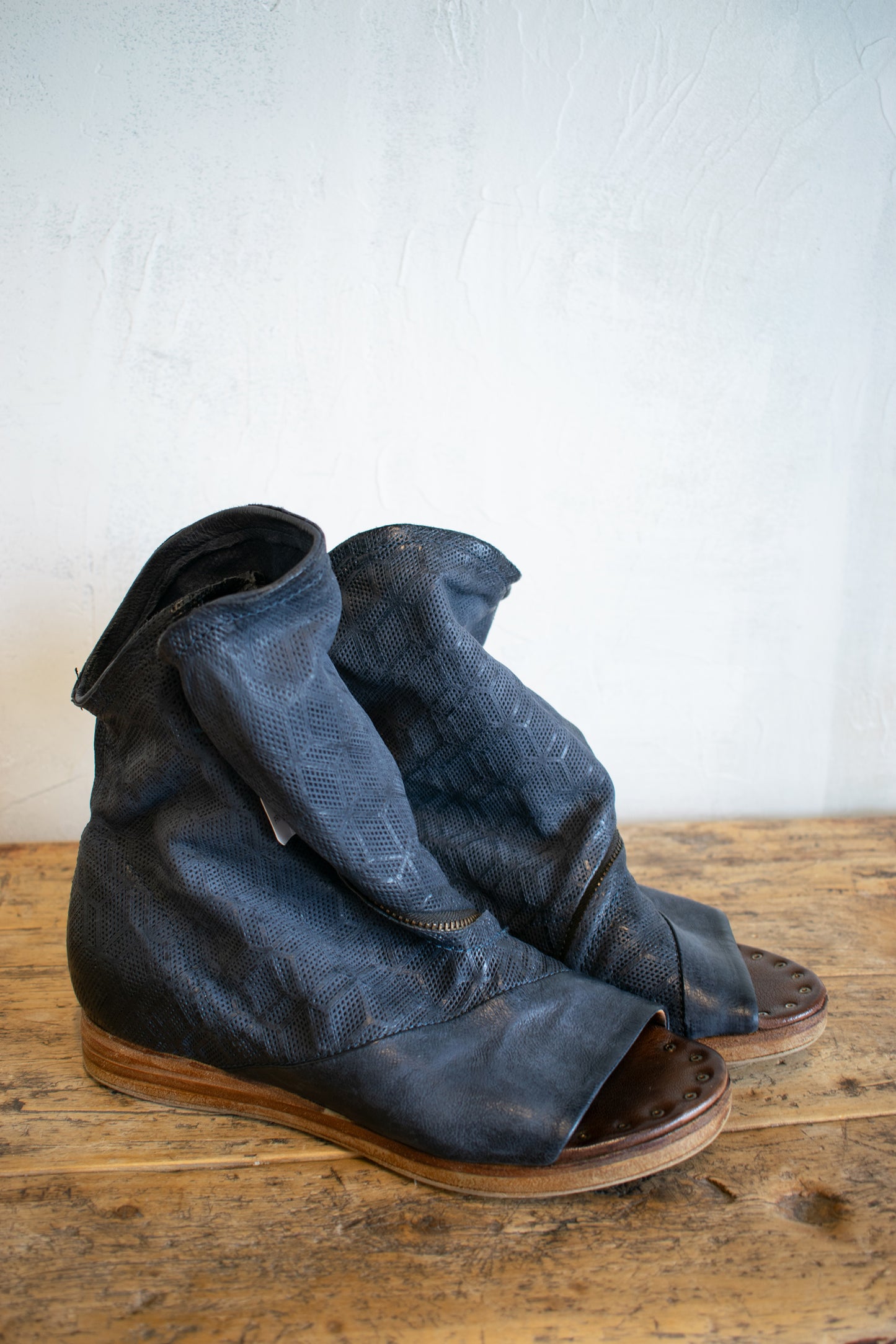 AS98: Navy Gladiator Platform