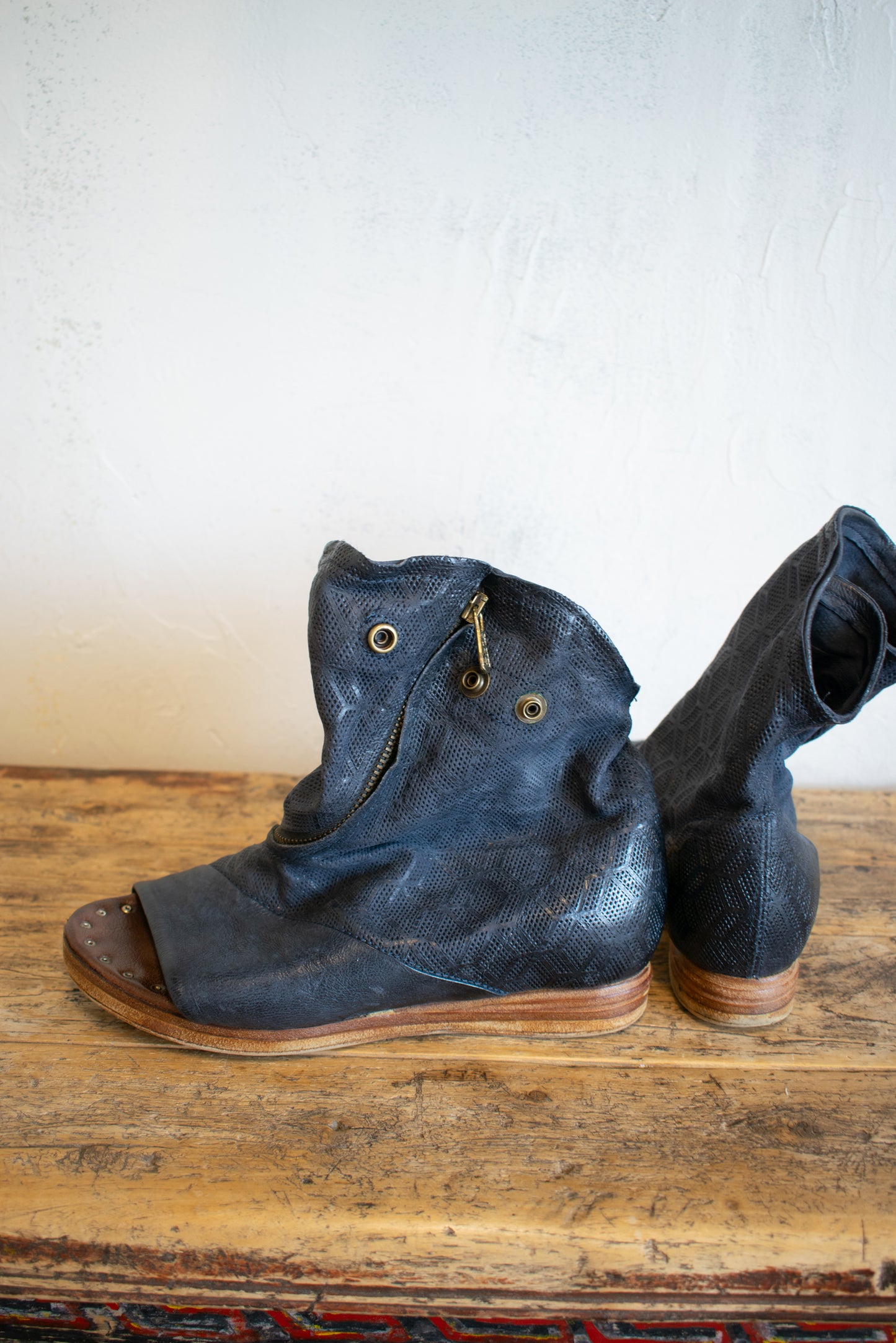 AS98: Navy Gladiator Platform