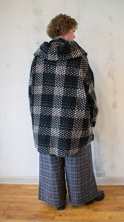 Heavy Knit Iris Coat in Black Taupe Check
