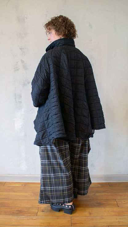 Quilted Peter Pan Swing Jacket in Black
