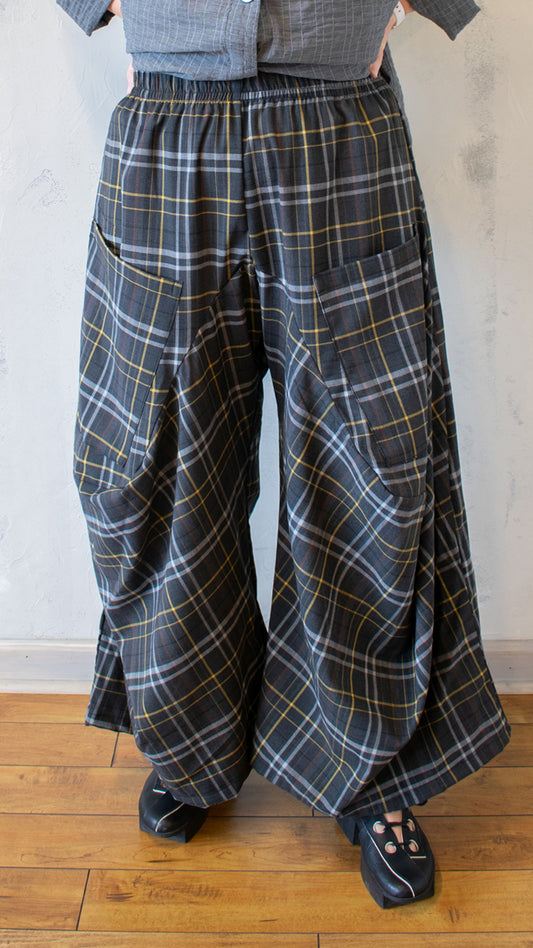 Plaid Harem Pant in Charcoal Mustard