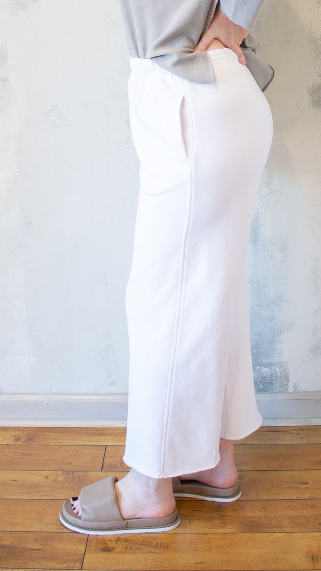 Rib Out Crop Pant