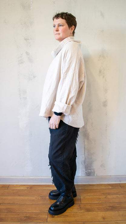 Shay Pullover in Ashby White