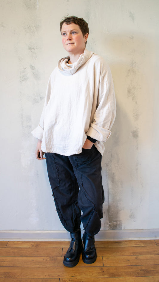 Shay Pullover in Ashby White