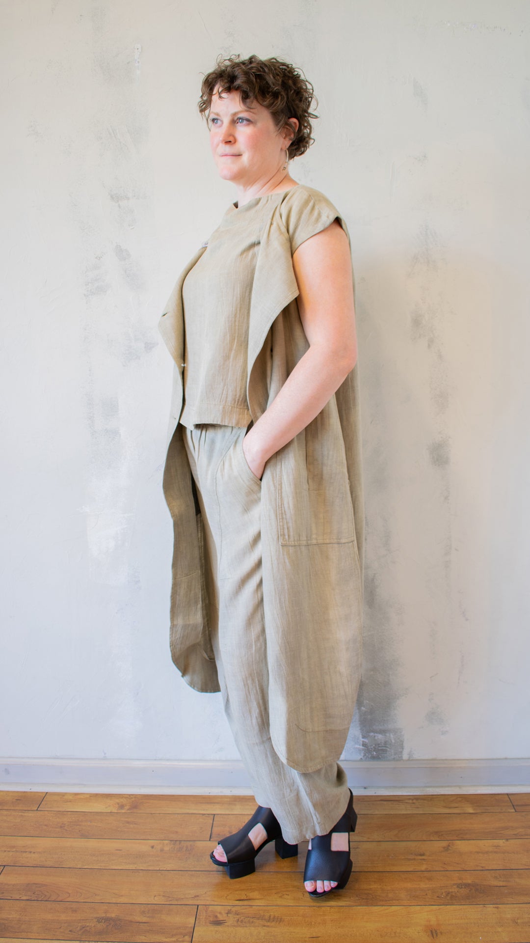 Muriel Duster in Khaki