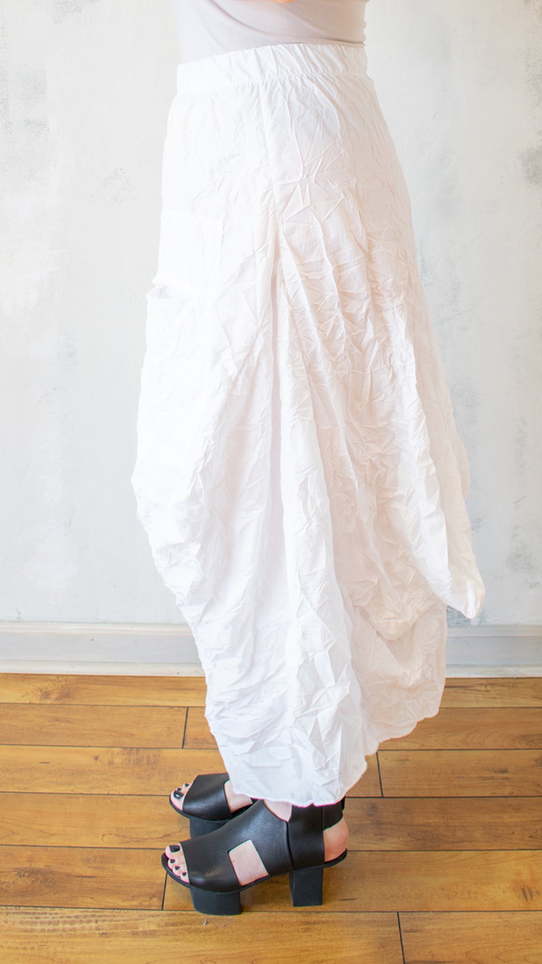 Crinkle Taffeta Pant in White
