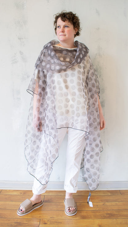 Sheer Dot Topper