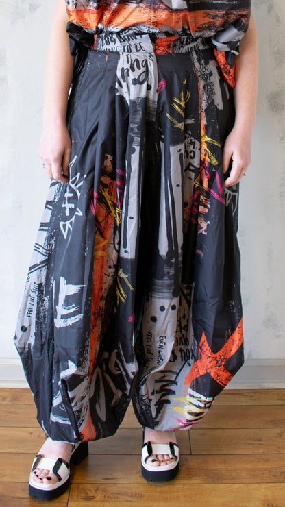 Bloused Pant in Graffiti
