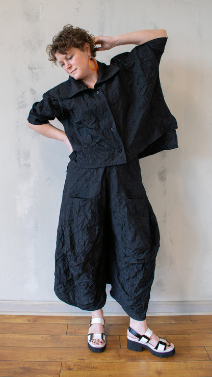 Boxy Crinkle Top in Black