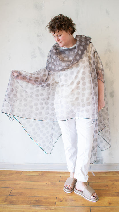 Sheer Dot Topper