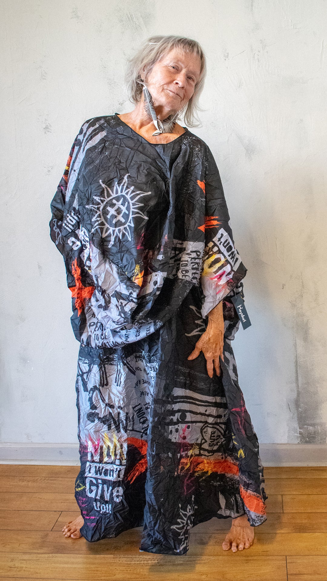 Pillow Top in Black Graffiti