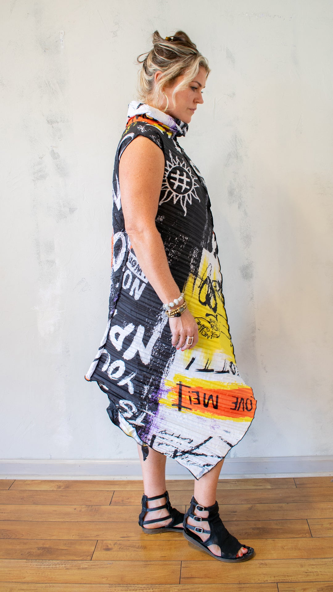 Graffiti Pleat Tunic Dress in White