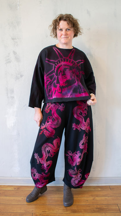 Lady Liberty Cropped Sweatshirt (Multiple Colors)
