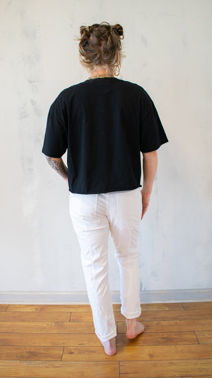 Ghost Cat Having a Cig Break Cropped Tee