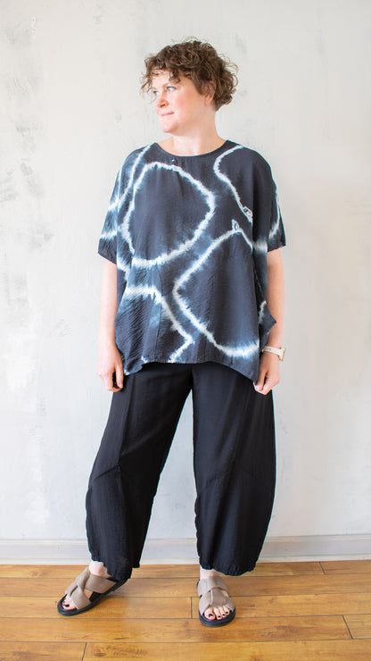 Parachute Shibori Pocket Top in Black