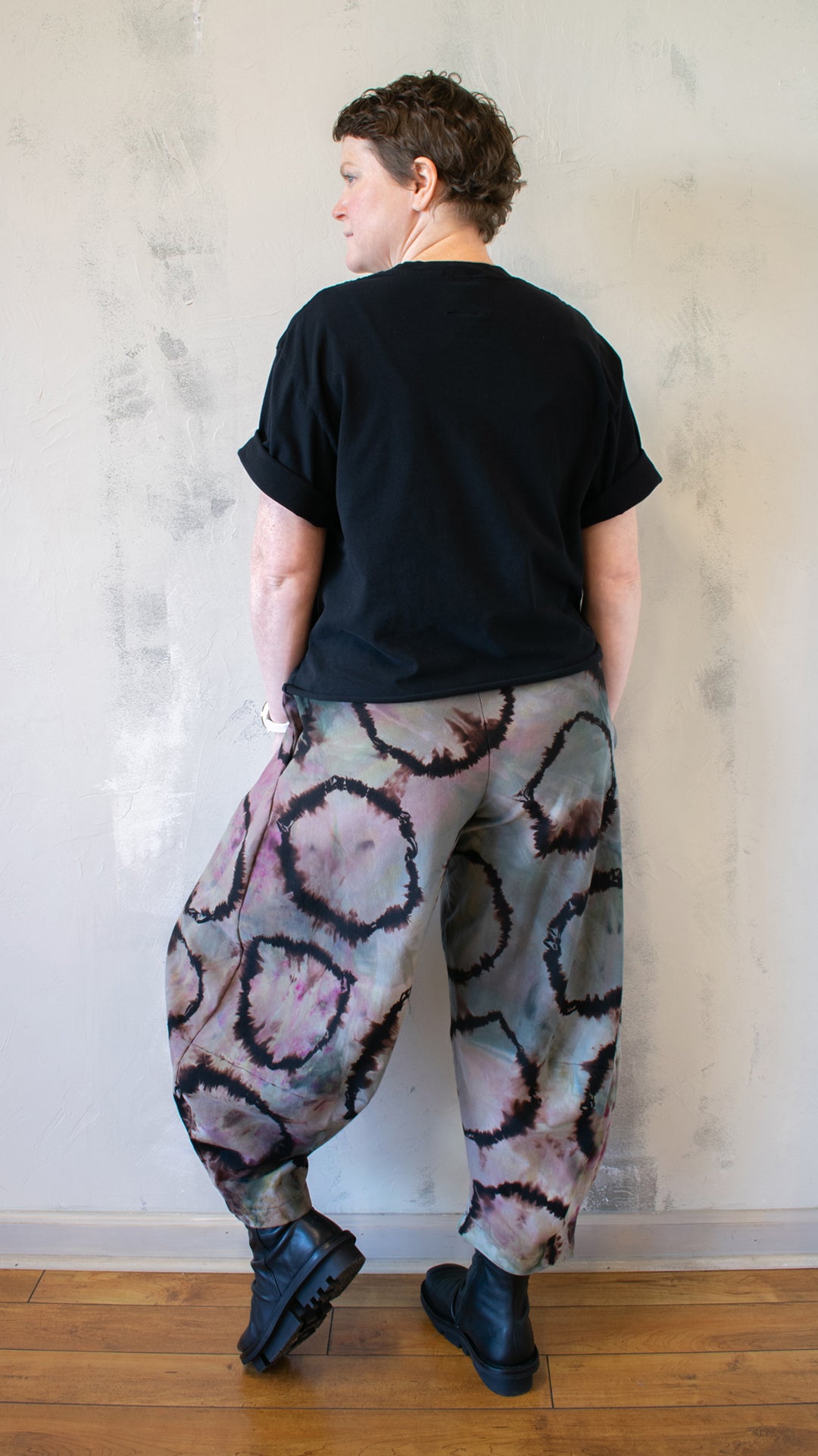 Skull with Rose Tee in Black