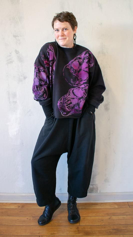 Skull Crop Sweatshirt in Pink