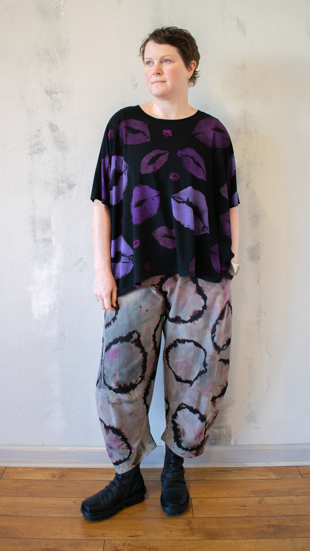 Kisses in Purple Top