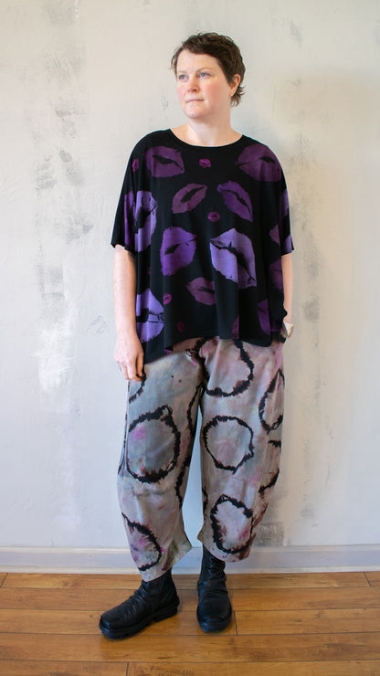 Kisses in Purple Top