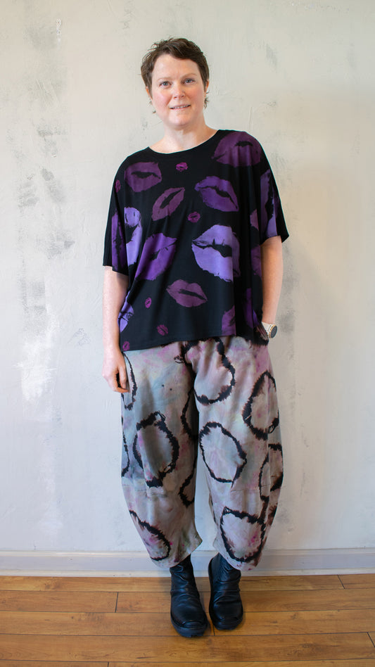 Kisses in Purple Top