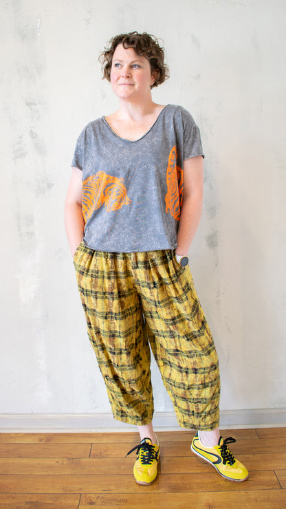 Vintage Style Tee with Tiger Graphic on Front and Back